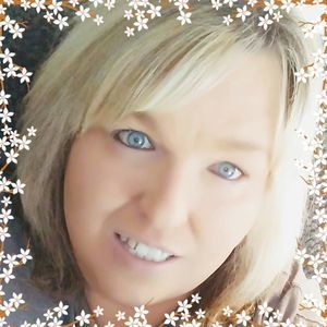 Meet your Posher, Connie